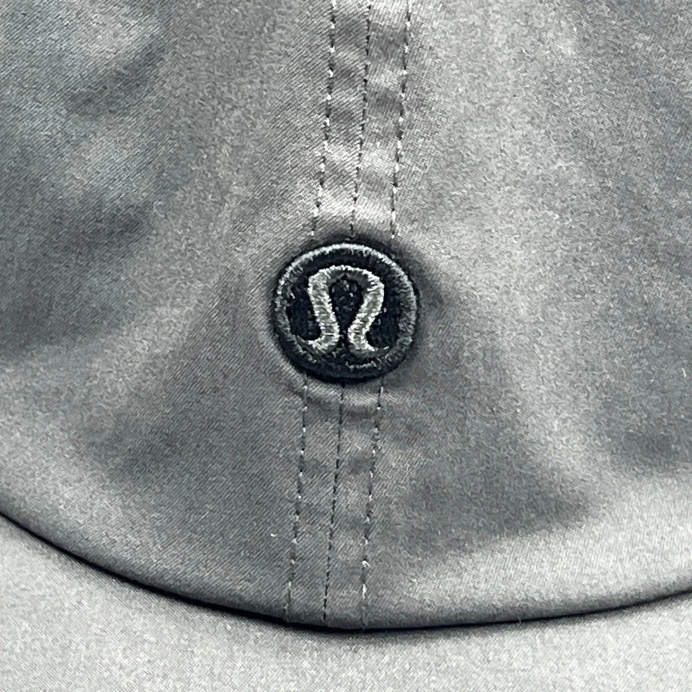 Lululemon Baller Hat Logo Women O/S Graphite Gray‎ Adjustable Strapback W9EBBS